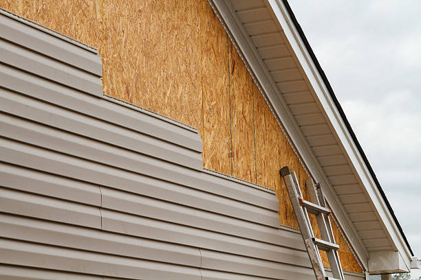 Professional Emergency Siding Repair technician working in Stanley, NC